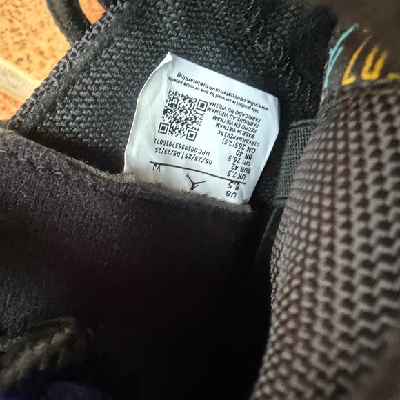 Size 8.5 Men’s And Women’s 10- Jordan Retro 11 Gamma Blue 2025 Athletic Shoes - Picture 8 of 8